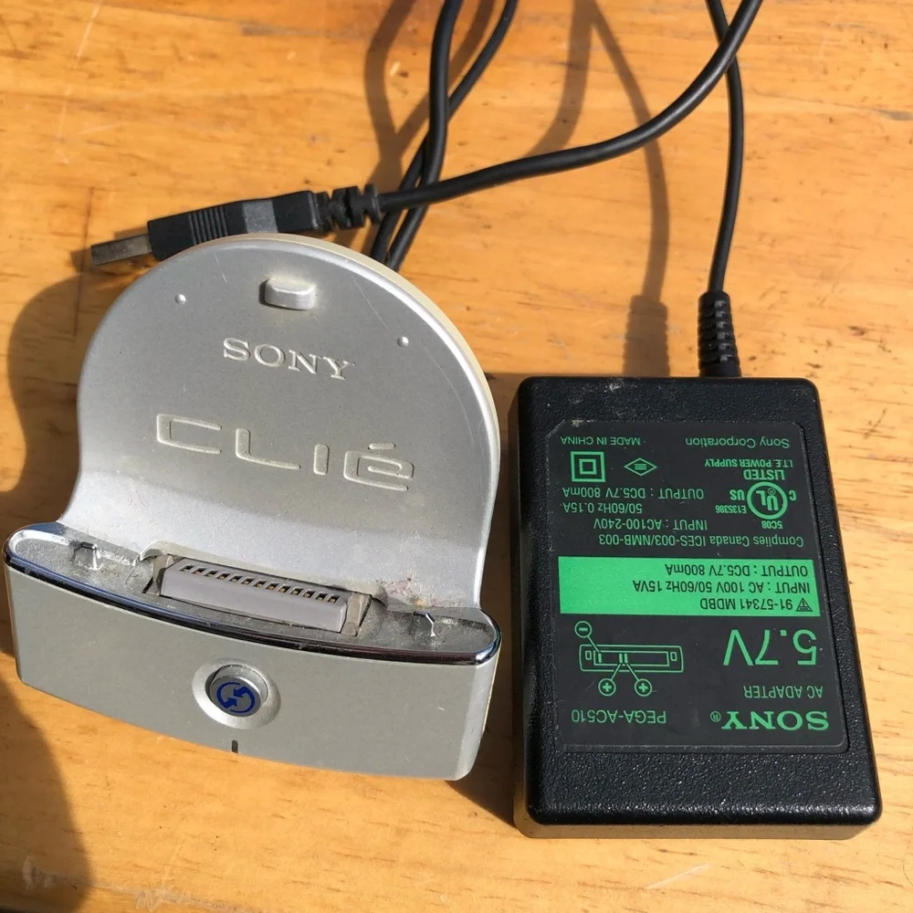 Sony PEGA-UC70 K USB Cradle for Clie PEG-NR Series working unit